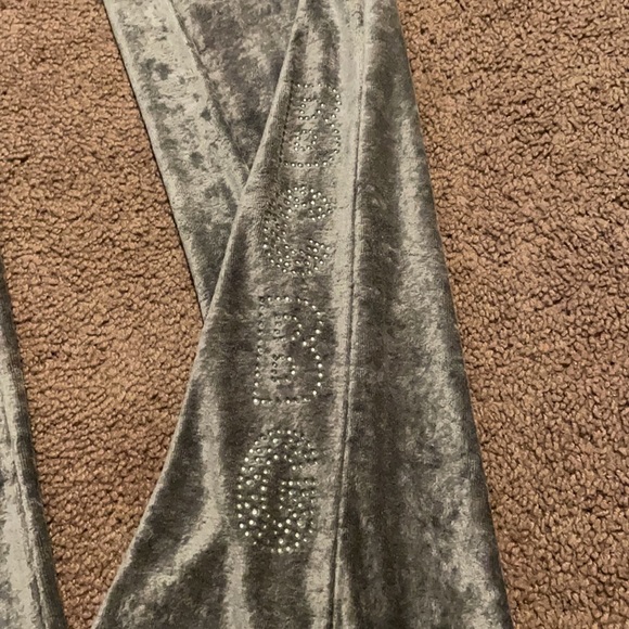 Brand new BCBG jumpsuit. Medium jacket with matching pants. - Picture 5 of 6